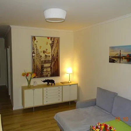 Melrose - Design & Glasfaser Am Silbersee アパート *