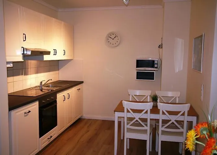 Melrose - Design & Glasfaser Am Silbersee